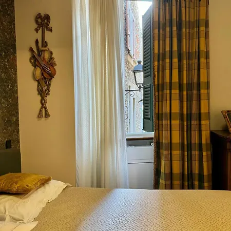 Boutique Oliva Lägenhet Salò
